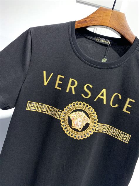 versace replica shirt reddit|is versace clothing genuine.